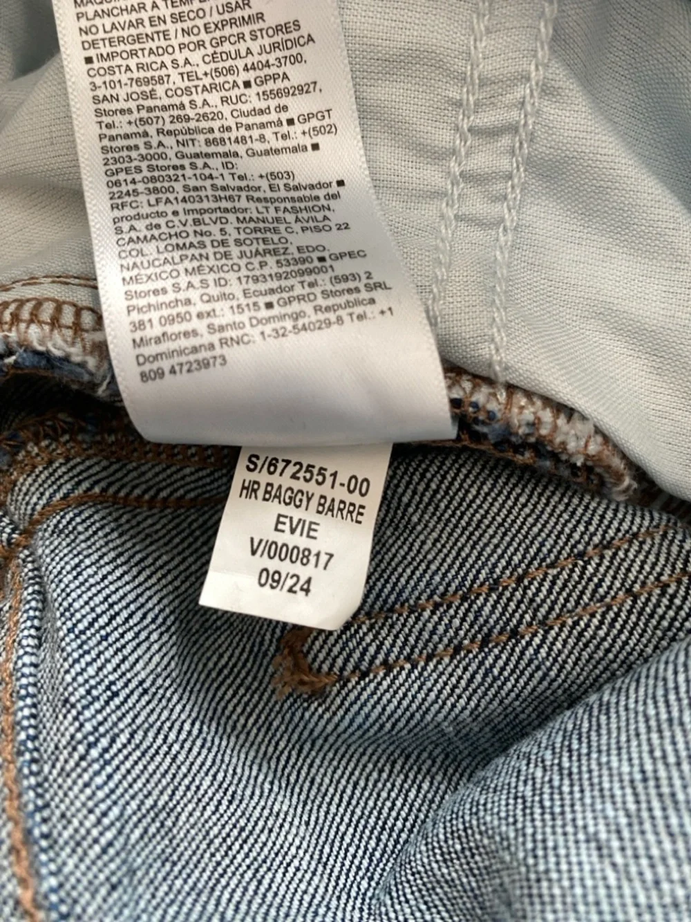 Old Navy Evie High Rise Barrel Leg Dark Wash Trending Jeans Size 8 - Picture 9 of 16